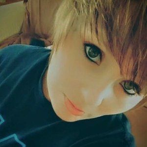 Meet your Posher, Destiny